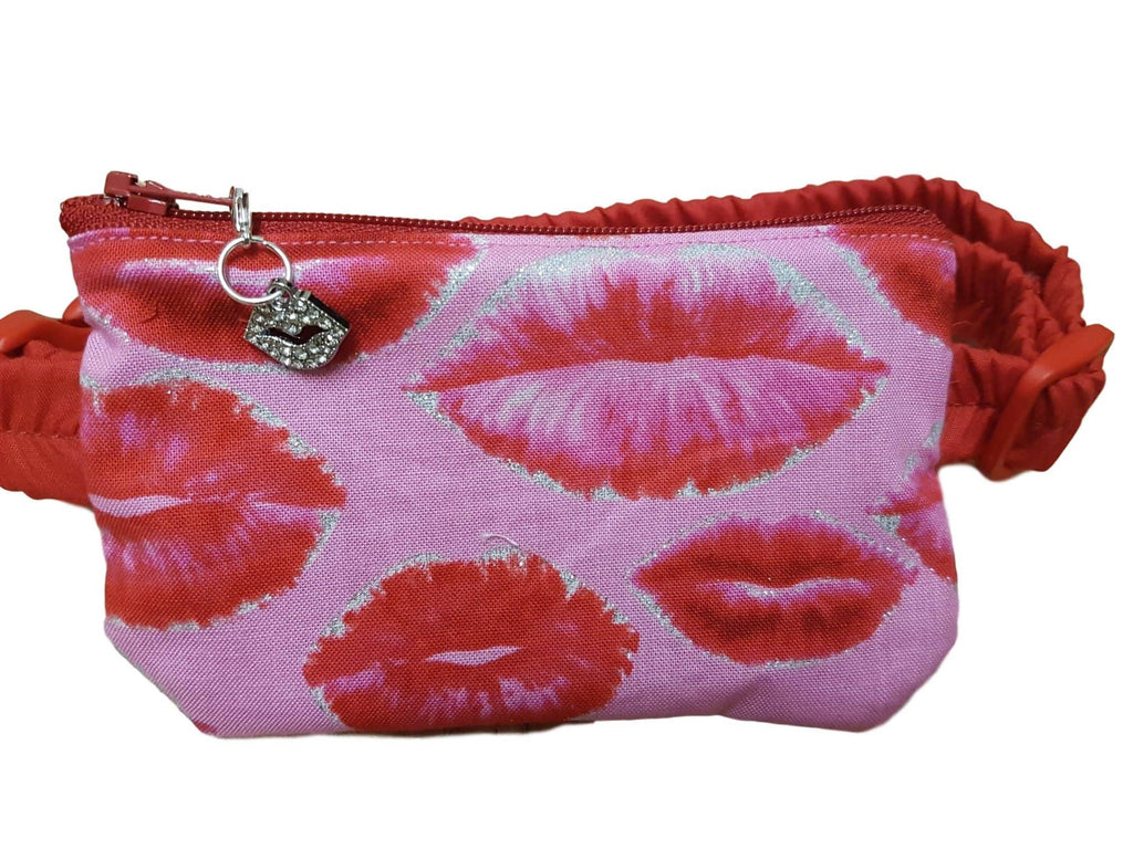 Pump Pouch by Pimp Your Pump - Glitter Lips with zip charm - The Useless Pancreas